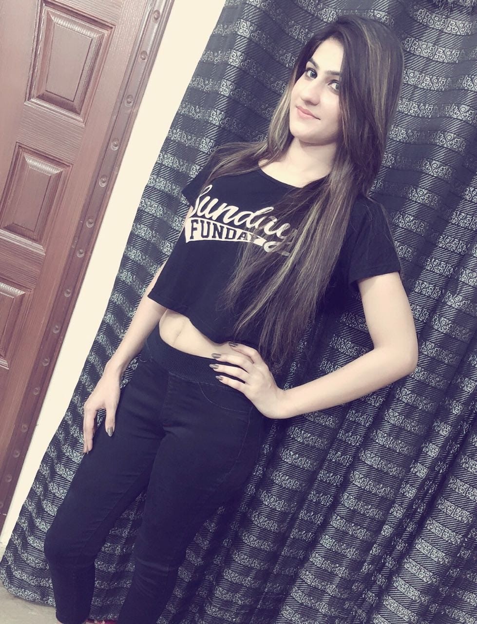 Sexy Karachi Escorts